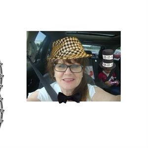 Meet your Posher, Thérèse